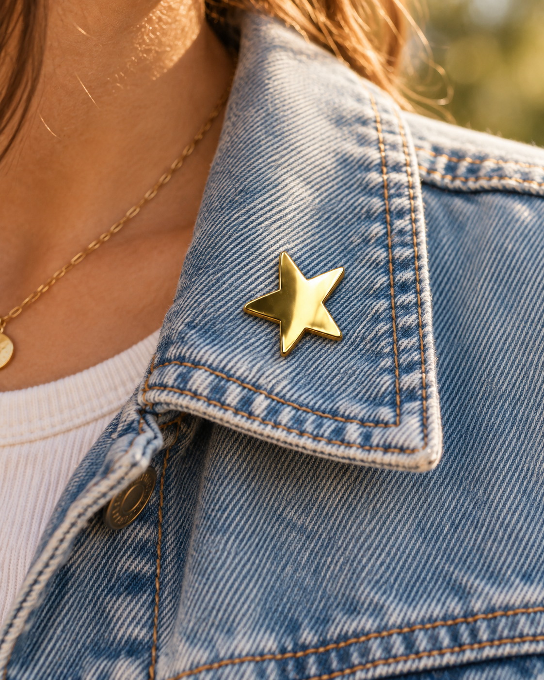 Pins Étoile TDArts en gros plan