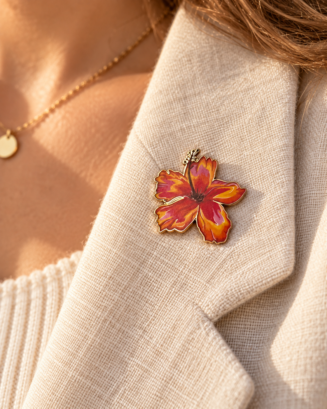 Pins Hibiscus TDArts en gros plan